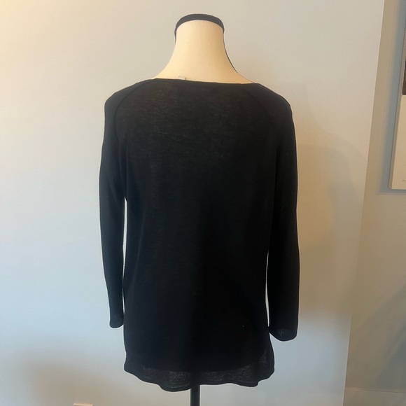 Edgy Black Faux Leather Mixed Media Top - Size M - Picture 7 of 8